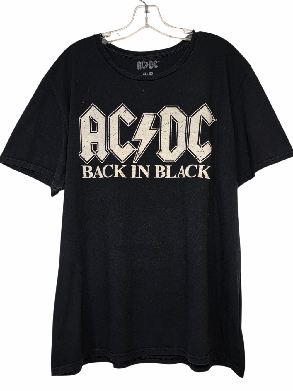 AC/DC Back in Black Men's XL Black Distressed Graphic Band T-Shirt